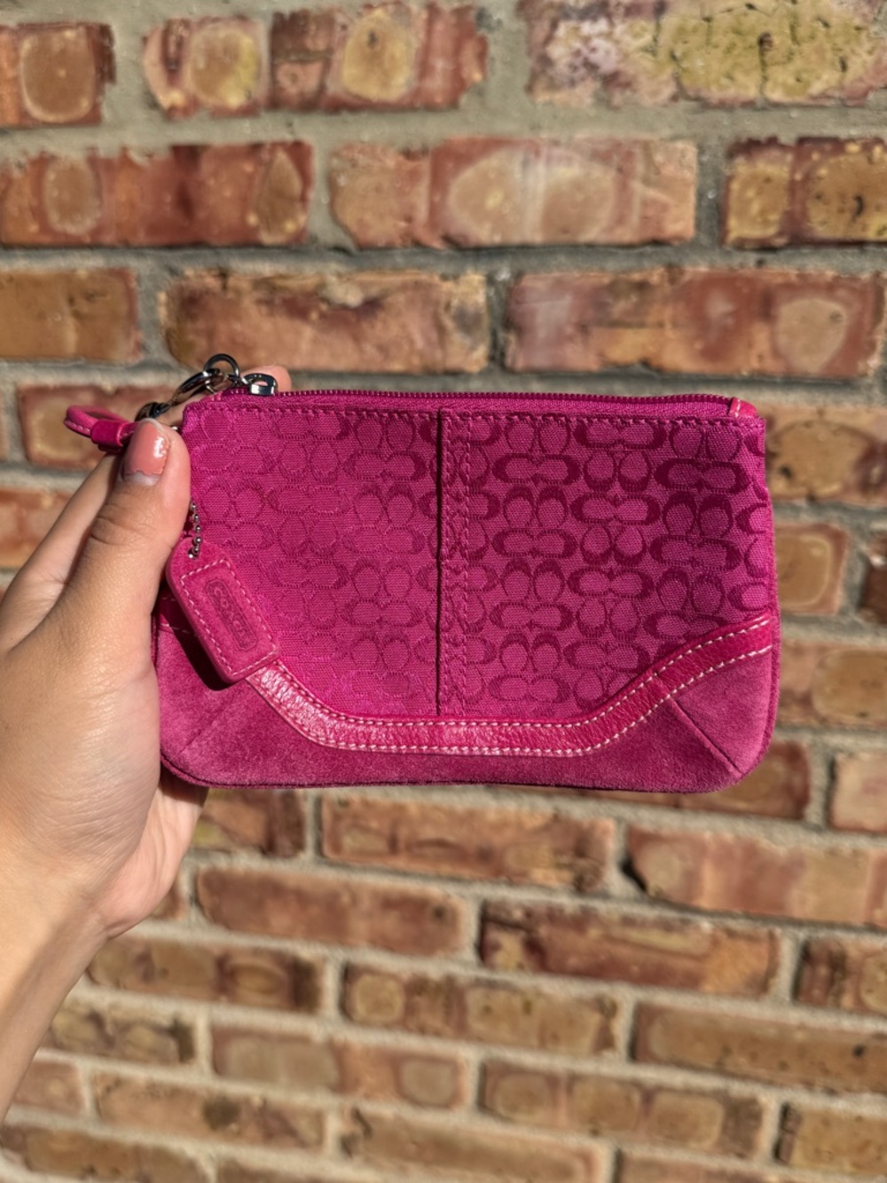 Vintage Y2K Coach Pink Mini Signature C Wristlet Suede Jacquard Archival